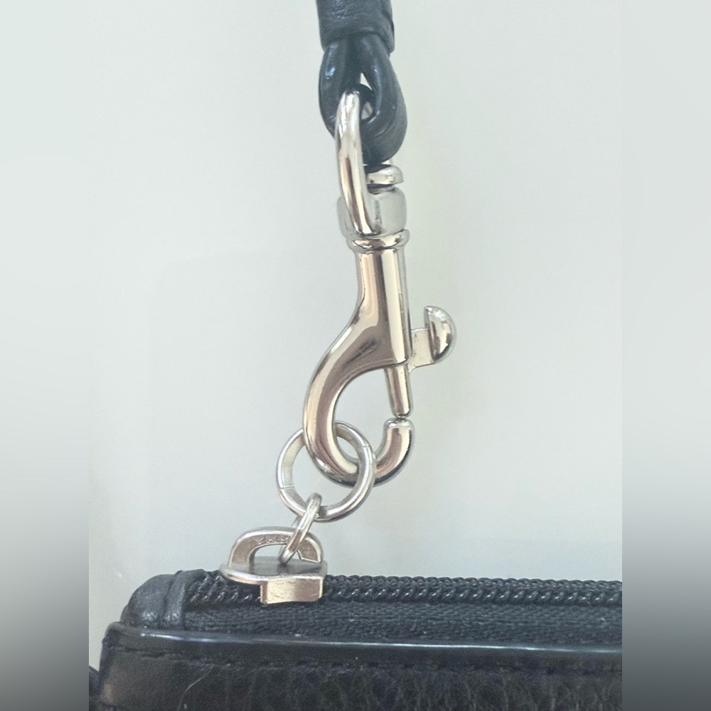 Coach Pebble Leather Wristlet Pouch Black Silver Hardware New - Picture 9 of 11